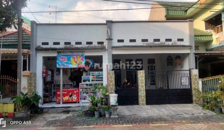 Rumah Keluarga Gresik Kota 2 Lantai Strategis 2