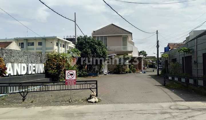 Rumah 2 Lantai Grand Devina Estate Kota Malang