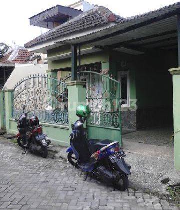 Rumah Tengah Kota Perum Betet Bawang Kediri 2