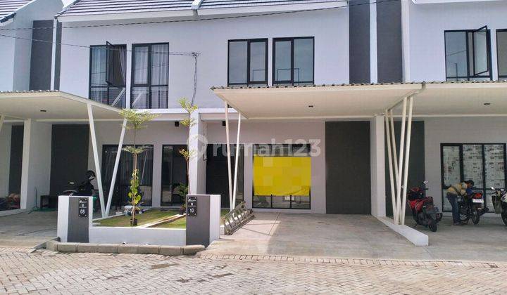 Rumah 2 Lantai Siap Huni Taman Sukodono Regency Sidoarjo 1