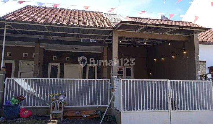 Disewakan Rumah 1,5lantai Puri Surya Jaya Kontrakan Rumah Sudah Renovasi Hadap Timur 1