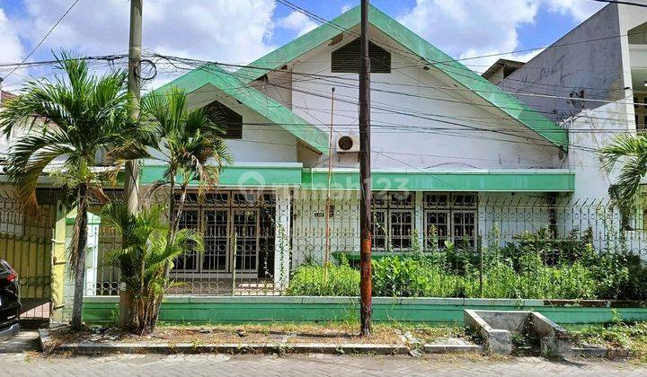 Rumah 1,5 Lantai Dharmahusada Indah Dekat Atlas Sport Center 1