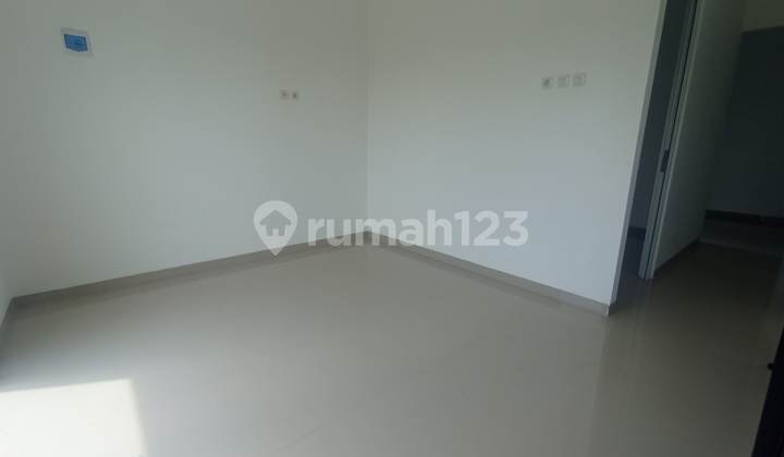 Dijual Rumah Baru Posisi Hoek Di Gading Residence, Kelapa Gading, Jakarta Utara 2