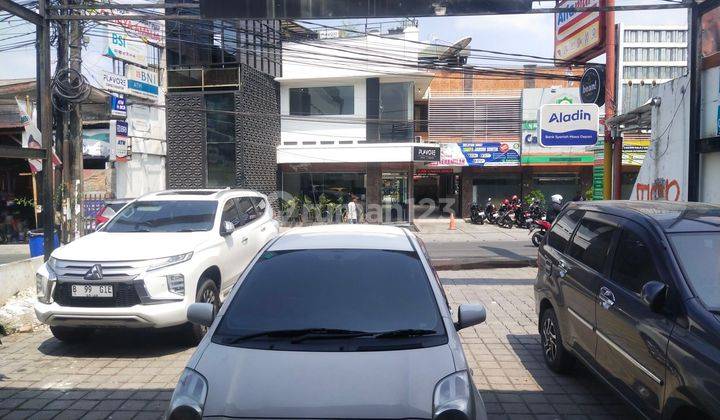 Ruang Usaha Lokasi Strategis Dekat Mall Summarecon Bekasi 2