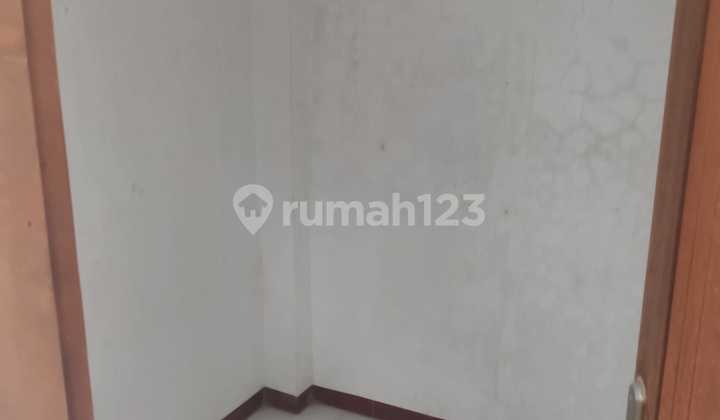  Disewa Rumah Terawat Semi Furnish Cherry Field 2