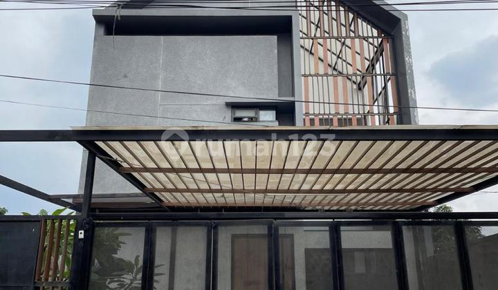 Rumah Bagus Full Furnished Siap Huni Area Ciwaruga Parongpong