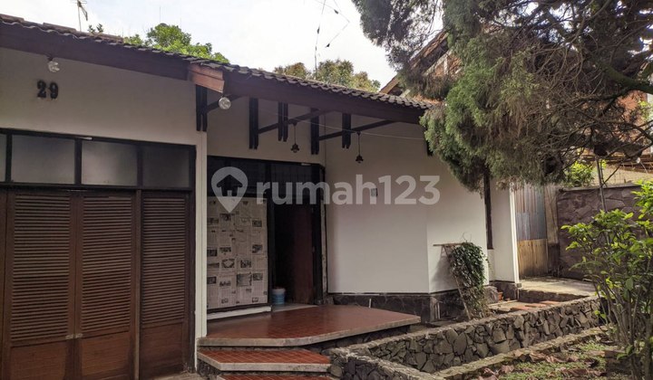 Rumah Murah Hitung Tanah Di Komplek Elite Pasteur 2