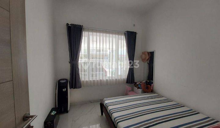 Rumah Bagus Semi Furnished SHM Area Setra Dago Timur 2