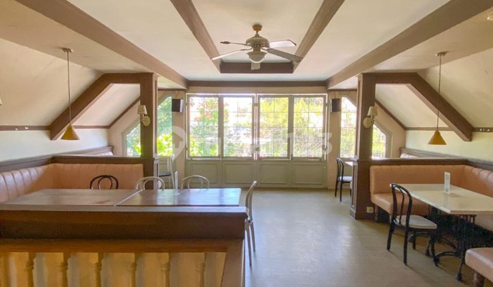  Rumah Lokasi Strategis Untuk Usaha Area Sayap Riau Belakang gedung sate 2