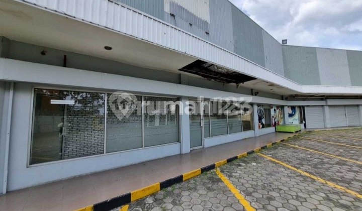 Gudang Bagus Plus Parkir SHM ex Giant Hitung Tanah Gudang Bagus Plus Parkir SHM ex Giant Hitung Tanah