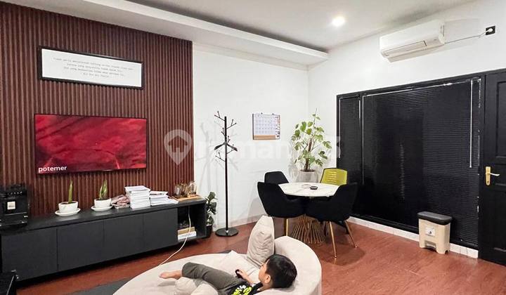 Ready-to-Occupy House, Suitable for Office in Strategic Area, Riau Wing Ready-to-Occupy House, Suitable for Office in Strategic Area, Riau Wing