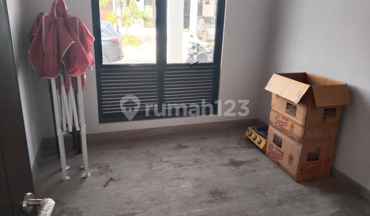 Rumah Siap Huni SHM di Podomoro Park 2