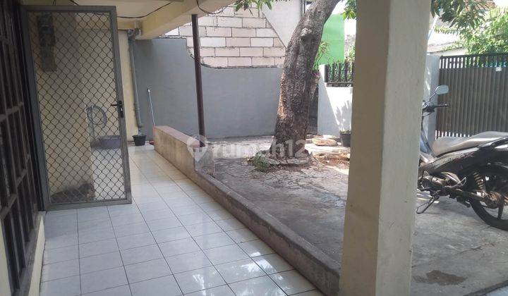 Rumah 1,5 Lantai SHM di Cemara Raya, Jakarta Utara 2