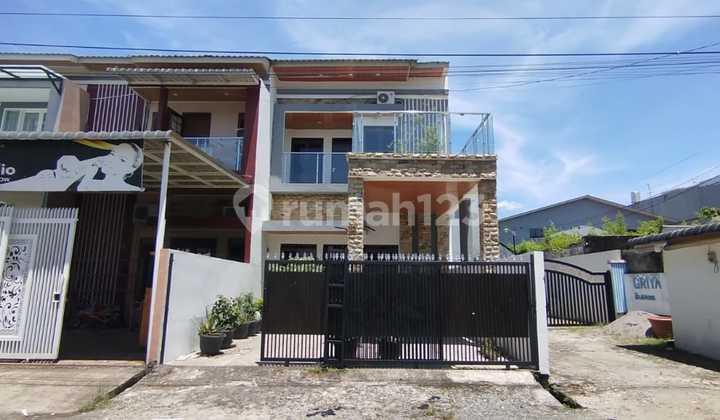 Rumah 2 Lantai Villa Setiabudi Garden 2