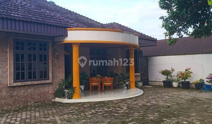 di Jual Rumah Jl. Perjuangan Setia Budi, Medan 2