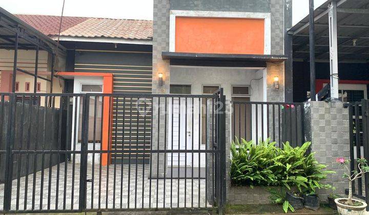 di Komplek Johor Bahru Kencana Blok C, Jl.padat Karya, Medan 1