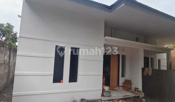 Rumah Private Modern Bakti Luhur Ville daerah Kapten Muslim Medan