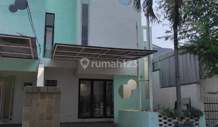 Rumah 2 Lantai Bagus Duta Bumi Kota Harapan Indah Bekasi Siap Huni  2