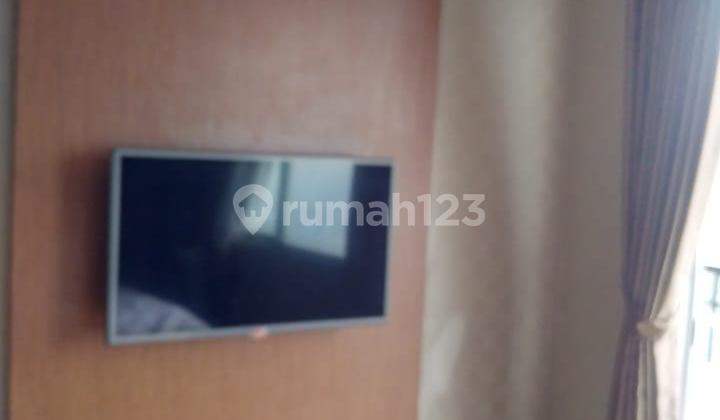 Ready-to-Occupy Comfortable Apartment in Park View, Pondok Cina, Beji, Depok