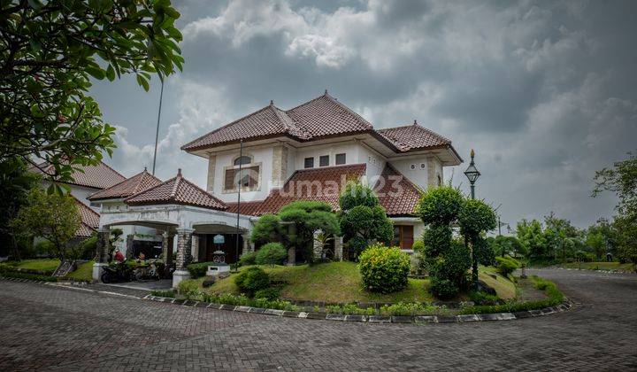 Rumah Luas Dan Cantik 2 Kavling Connecting Full Furnished SHM di Perumahan Pesona Merapi, Sleman Yogyakarta 1