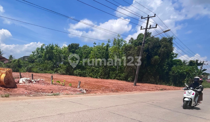 Land on the side of the road, Mata Merah, Palembang, near Alfamidi.
