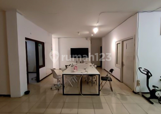 Rumah Lelang Bagus di Kota Bandung Samping Jalan 2