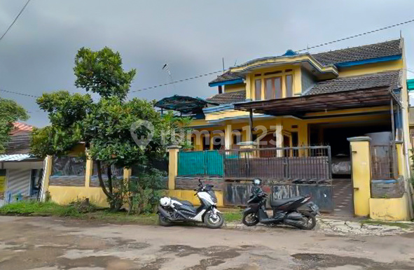 Rumah Lelang 2 Lantai di Komplek Perumahan Giri mekar Bandung Rumah Lelang 2 Lantai di Komplek Perumahan Giri mekar Bandung