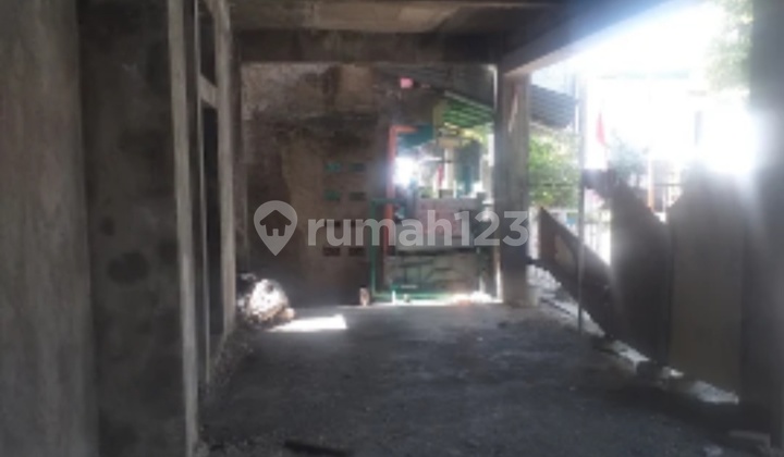 For Sale Auction House Kebomas Gresik 2