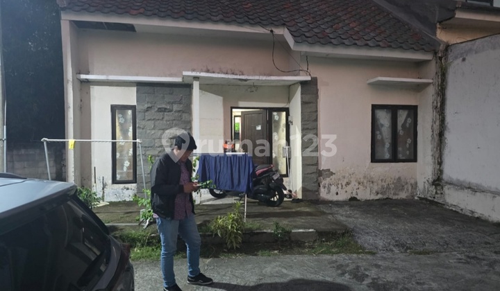 For Sale Auction House Radegansari Dryorejo Gresik 2