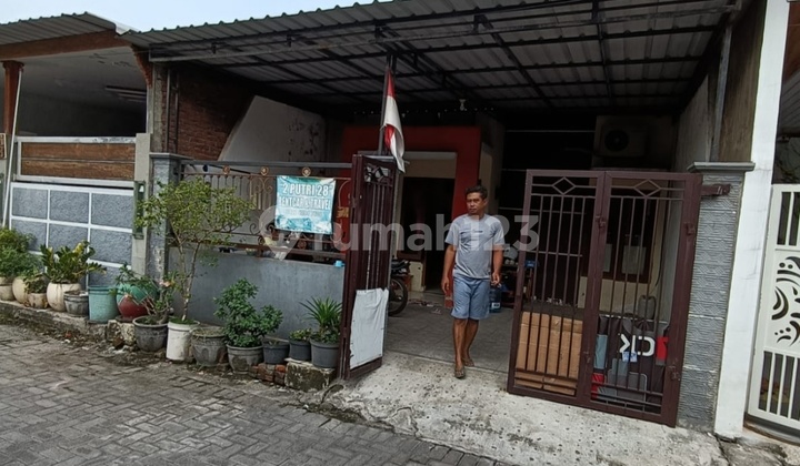 For Sale Cheap Auction House Hulaan Menganti Gresik