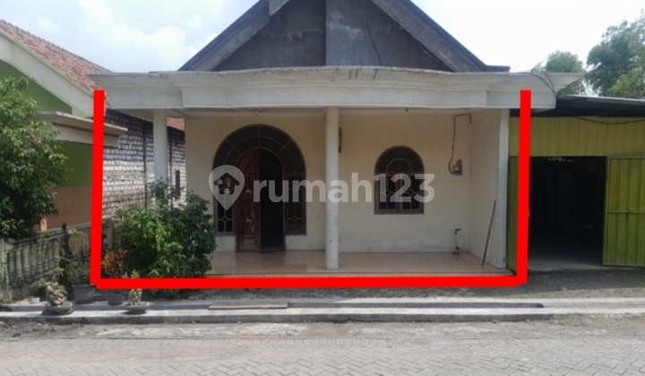 For Sale Cheap Auction House Benjeng Gresik 1