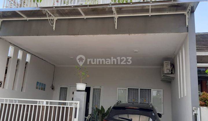Rumah 2lantai! Siap Huni!lokasi Bagus Area Nyaman Di Bumi Sawangan Indah, Depok 2