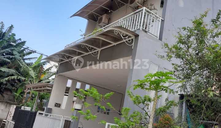 Rumah 2lantai! Siap Huni!lokasi Bagus Area Nyaman Di Bumi Sawangan Indah, Depok 1