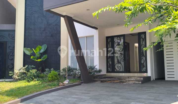 Rumah Mewah Bangunan Sendiri, Sudah Ditinggikan di Pakuwon City Surabaya 2