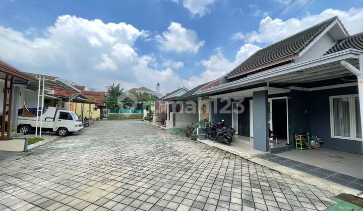 For Quick Sale: Green Royal House in Banyumanik, Semarang 2