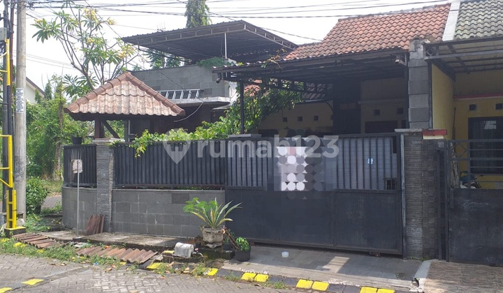 tampak depan dijual via lelang rumah kahuripan