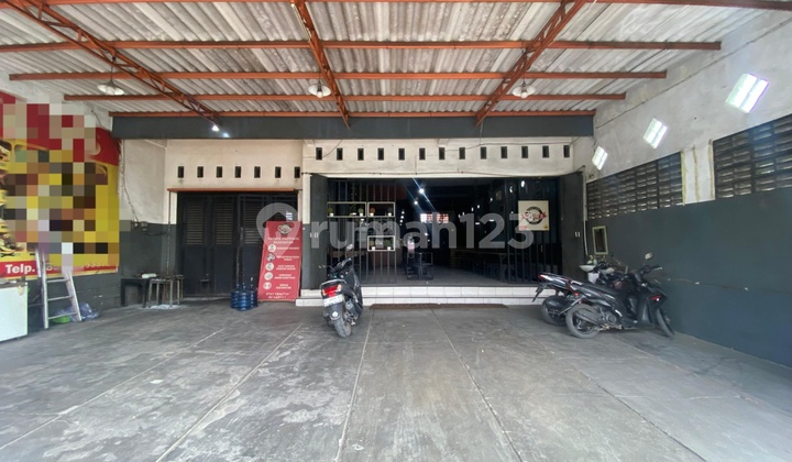 For Sale, Former Cafe and Restaurant, Krikilan Main Road, Driyorejo, Gresik