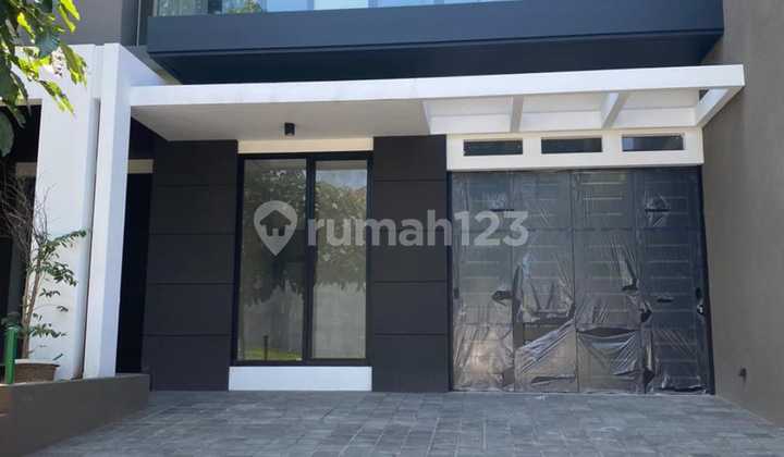For Sale Nice House Woodland Citraland Surabaya