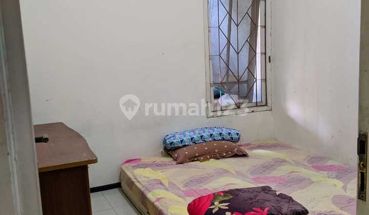 kamar tidur dijual murah rumah 2 lantai