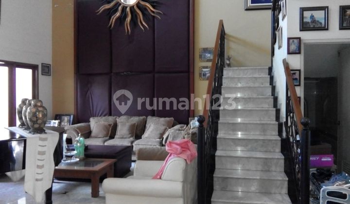 For Sale By Auction: Sukomanunggal Main Road House, Surabaya 2