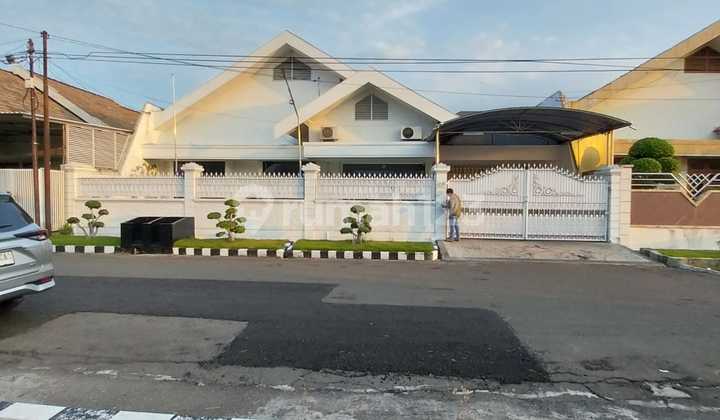 Dijual Via Lelang Rumah Dharmahusada Indah Utara Surabaya Dijual Via Lelang Rumah Dharmahusada Indah Utara Surabaya