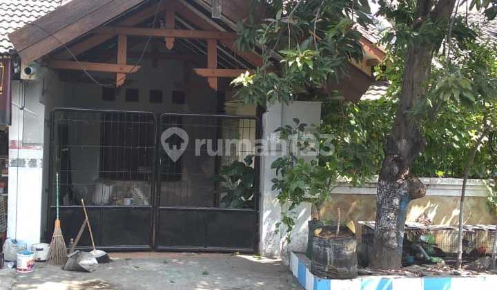 Dijual Rumah Hitung Tanah Cocok Untuk Dibangun Ruko