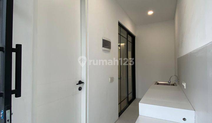 foto lainnya dijual rumah 2 lantai baru