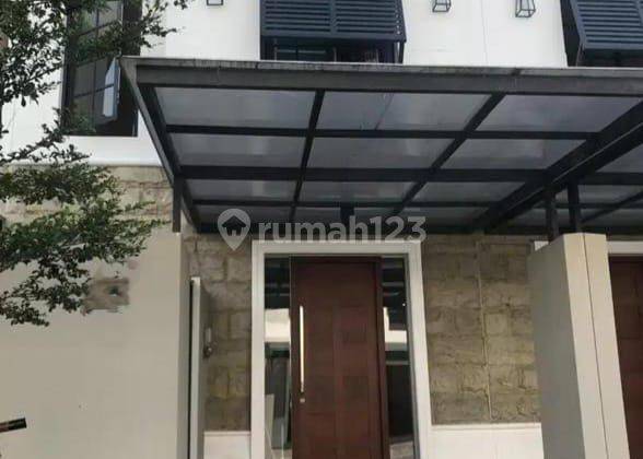 Disewakan Rumah 2 Lantai Lokasi Grand Harvest  1