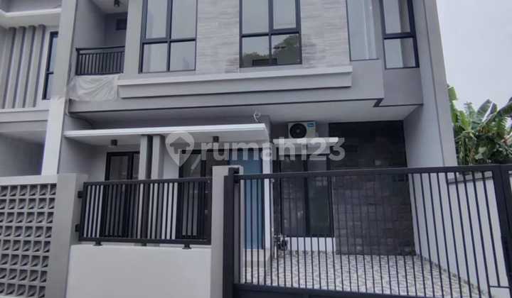 For Sale: New 2-Story House in Pakal Madya Asri Location For Sale: New 2-Story House in Pakal Madya Asri Location