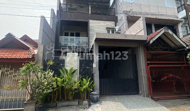 Dijual Rumah 3 Lantai Lokasi Dukuh Kupang Barat Surabaya Dijual Rumah 3 Lantai Lokasi Dukuh Kupang Barat Surabaya