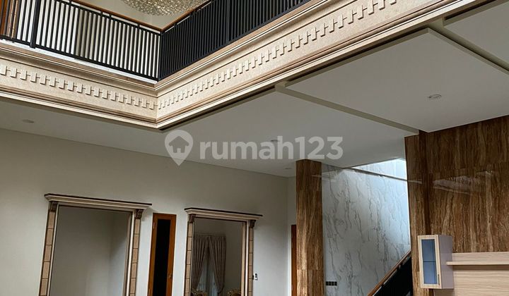 Dijual Rumah Mewah Lokasi Gayungsari Surabaya 2