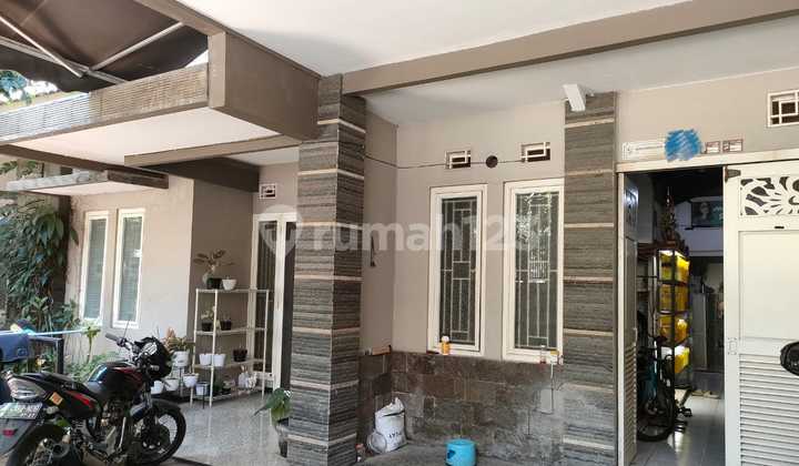 Dijual Rumah Bagus Lokasi Kutisari Surabaya 2
