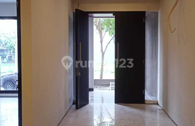 Dijual Rumah Bagus Woodland Citraland Surabaya 2