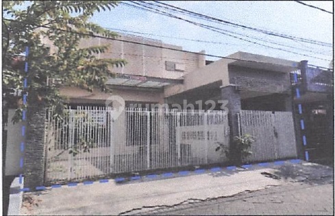 For Sale Via Auction Darmo Permai Selatan House, Pradah Kali Kendal Village, Dukuh Pakis Subdistrict, Surabaya.